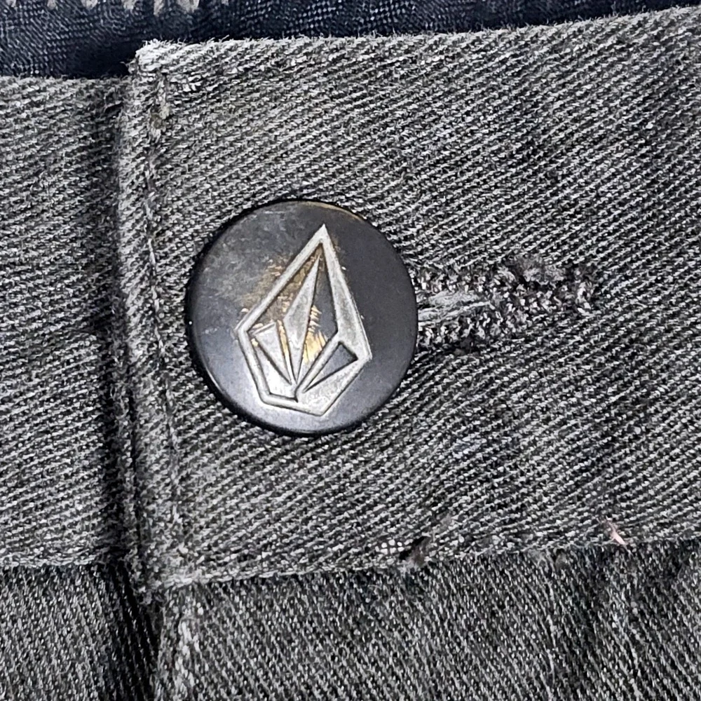 Volcom Mens Modern Fit‎ Chino Shorts Charcoal Gray Heather 29 Walk Outdoor Golf